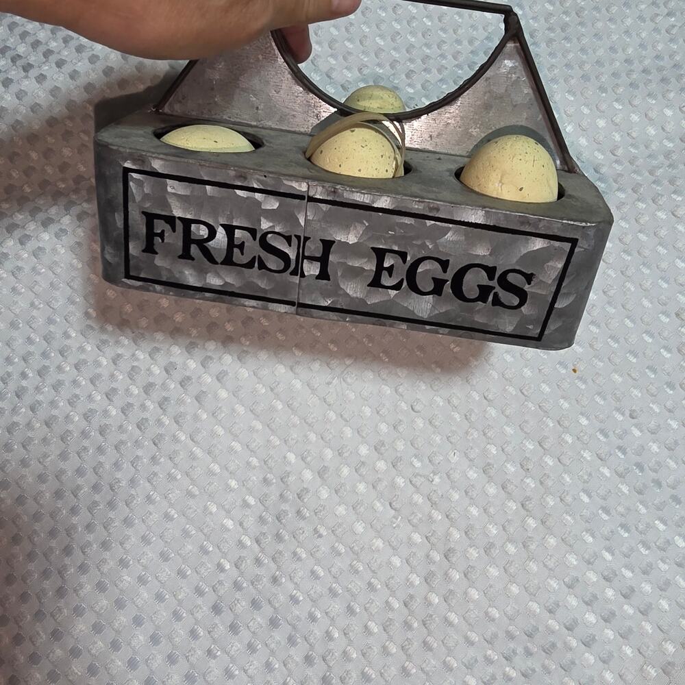 HOMESTEAD TIN EGG CADDY HOME DECOR  FAUX EGGS